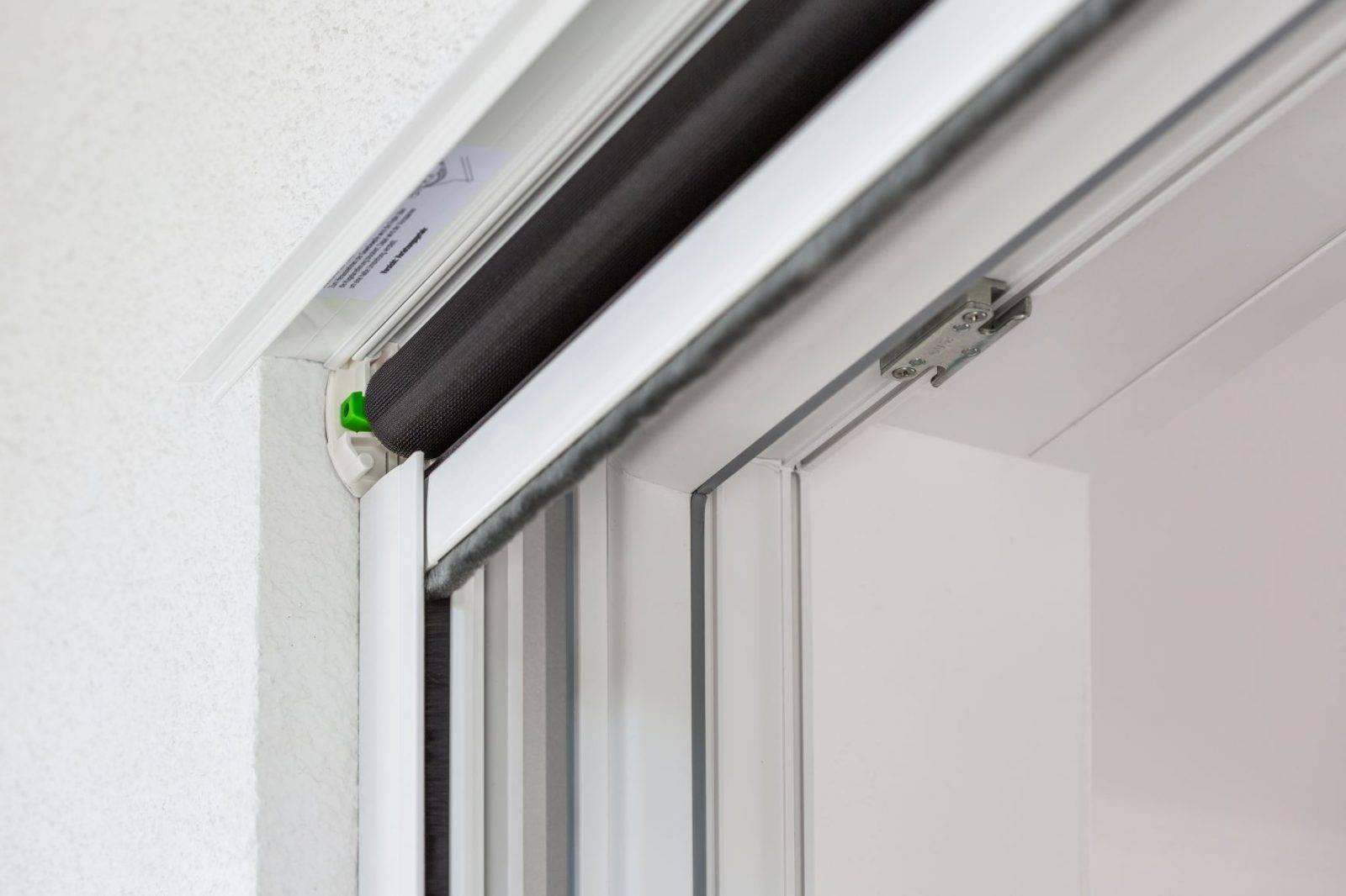 Insektenschutzrollo Fur Fenster Mit Rolladen